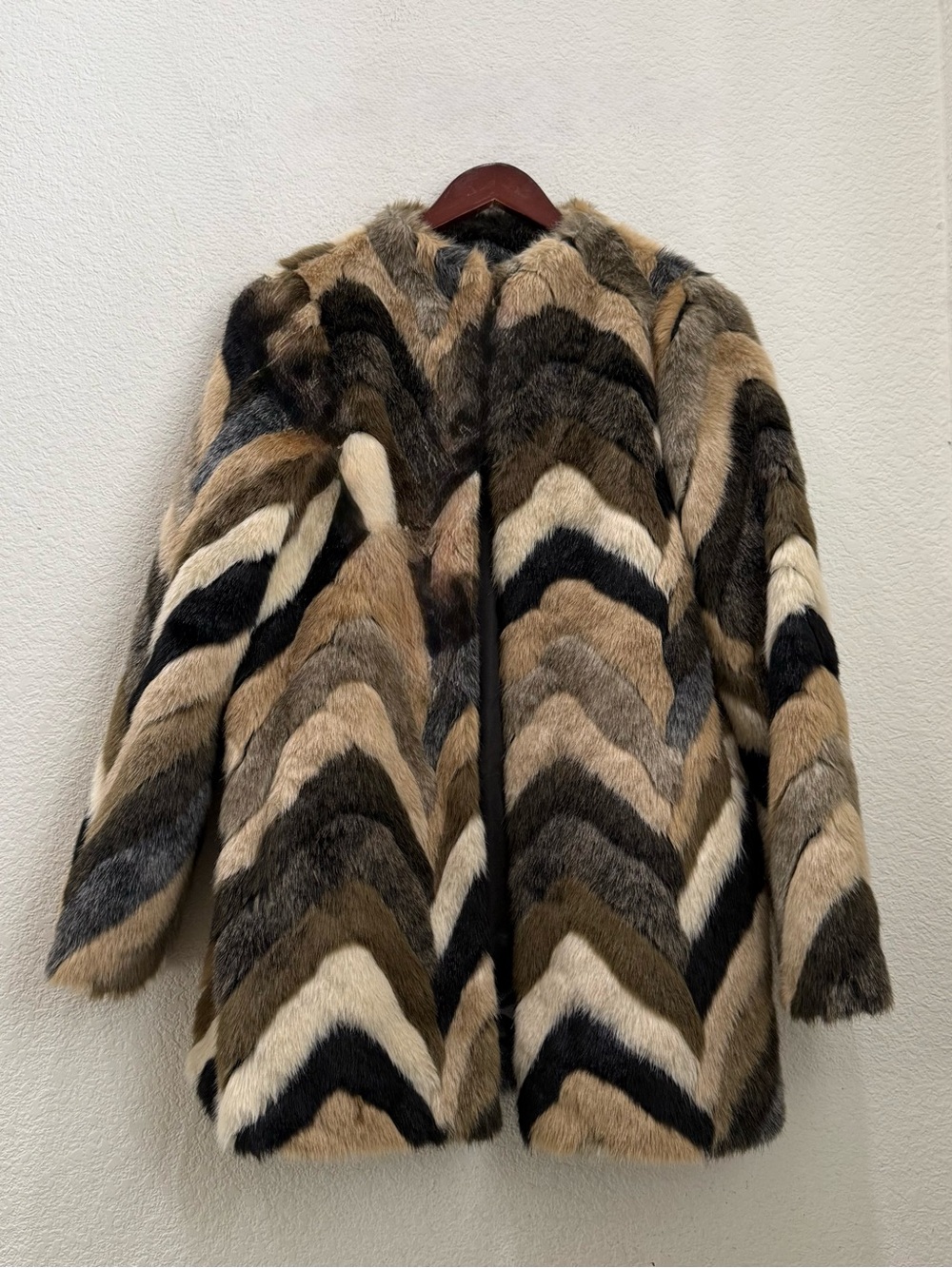 AMUSE SOCIETY Waylon Faux Fur Chevron Pattern Coat Jacket Size M - Picture 7 of 15